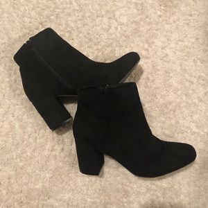 Comfy Black booties